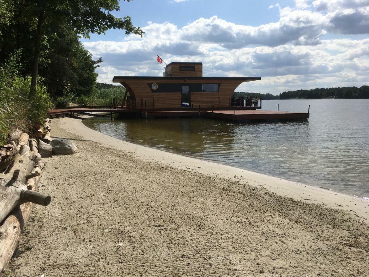 فندق Houseboat Slesin المظهر الخارجي الصورة
